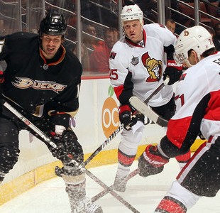 NHL: Anaheim privíta Ottawu